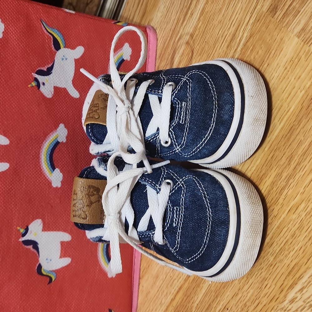 Toddler 6T Vans